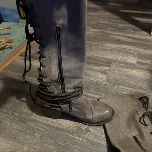 Steve Madden Charcoal Lace-Up Leather Boots